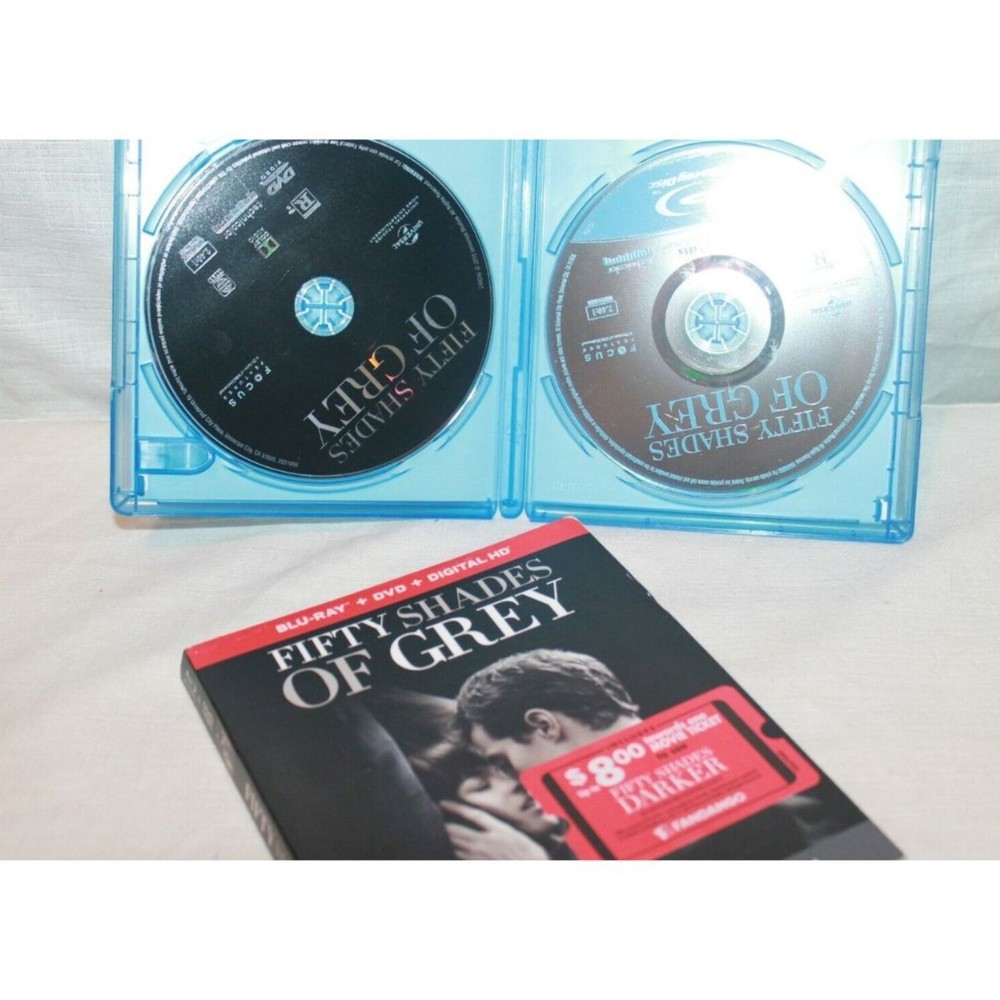 Fifty Shades of Grey Unrated Edition (Blu-ray + DVD + DIGITAL HD)